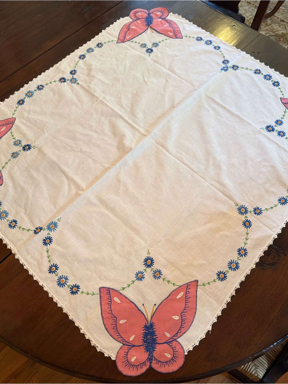 Vintage Table cloth Hand-Embroidered Pink Butterfly Linen - Picture 3 of 5